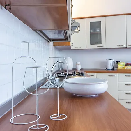 Exclusive Roth * Sassari