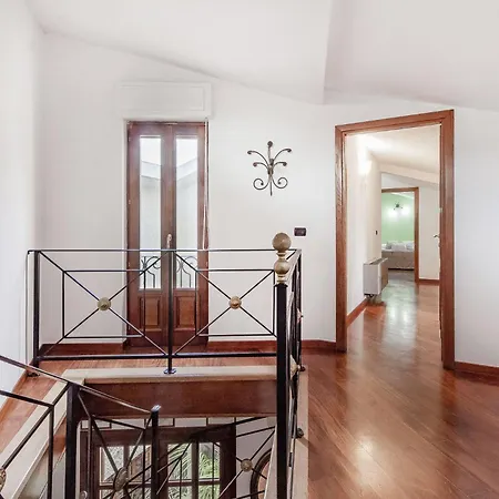 Exclusive Roth Apartment