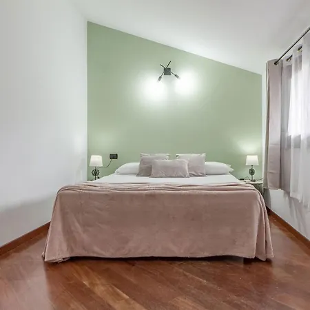 Exclusive Roth * Sassari